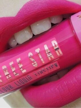 50% OFF IN LIVE!! Jeffree Star Assorted Lipsticks NIB